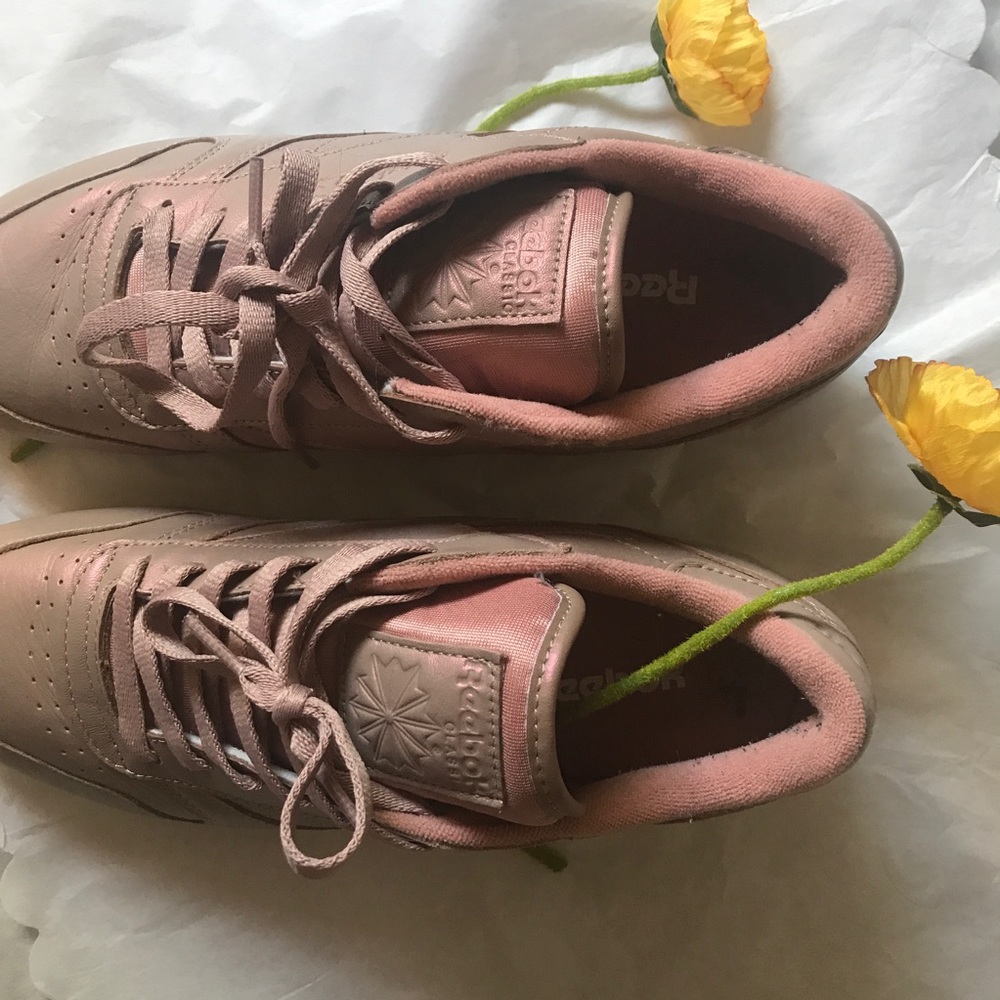 Pink Reebok Classics - Picture 2 of 4